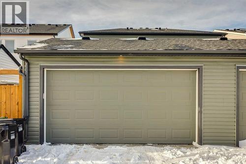 646 Rangeview Street Se, Calgary, AB - Outdoor With Exterior