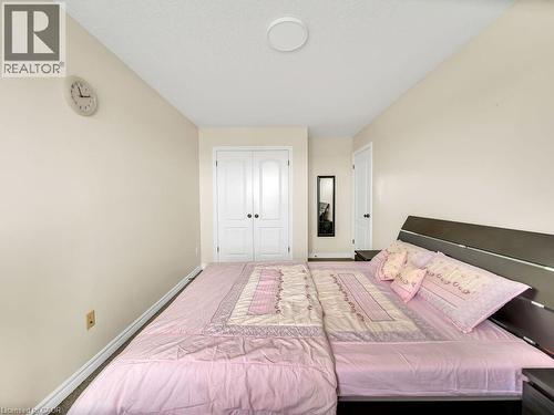 Bedroom featuring baseboards and a closet - 29 Amsterdam Crescent, Guelph, ON - Indoor Photo Showing Bedroom
