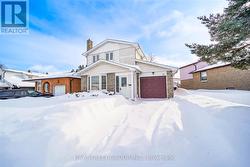 51 BRIDLEY DRIVE  Toronto, ON M1V 1B2