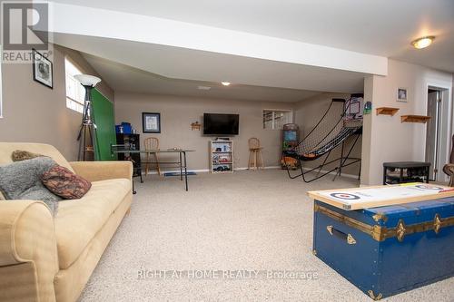 10 Kalman Drive, Cavan Monaghan (Cavan Twp), ON - Indoor