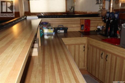 604 5Th Avenue W, Assiniboia, SK - Indoor Photo Showing Other Room