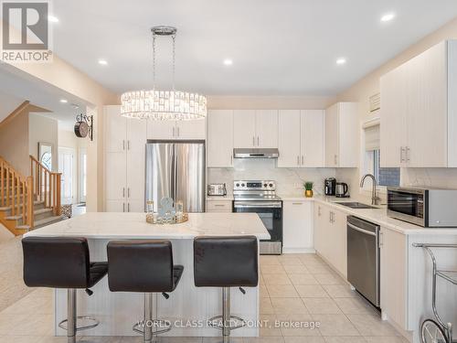 22 Bethune Avenue, Hamilton, ON - Indoor Photo Showing Kitchen With Stainless Steel Kitchen With Upgraded Kitchen