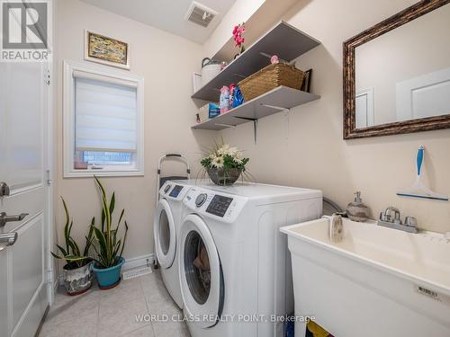22 Bethune Avenue, Hamilton, ON - Indoor Photo Showing Laundry Room