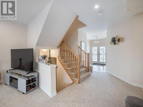 22 Bethune Avenue, Hamilton, ON - Indoor Photo Showing Other Room