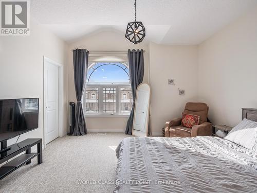 22 Bethune Avenue, Hamilton, ON - Indoor Photo Showing Bedroom