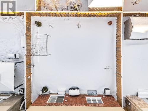 22 Bethune Avenue, Hamilton, ON - Outdoor