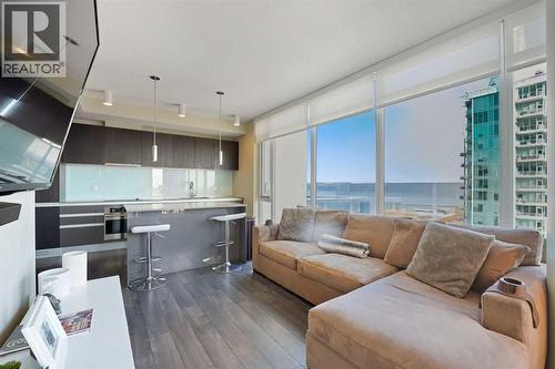 2804, 1122 3 Street Se, Calgary, AB - Indoor Photo Showing Living Room