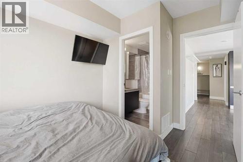 2804, 1122 3 Street Se, Calgary, AB - Indoor Photo Showing Bedroom