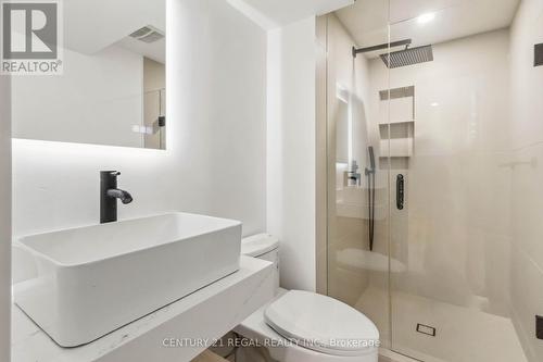 26 Sir Bedevere Place, Markham, ON - Indoor Photo Showing Bathroom