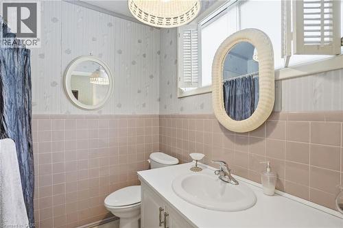 167 Fallingbrook Drive, Hamilton, ON - Indoor Photo Showing Bathroom