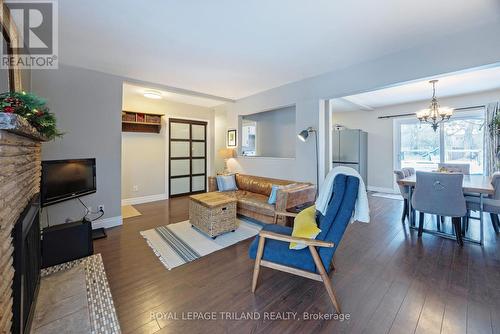 662 Eden Avenue, London South (South R), ON - Indoor Photo Showing Living Room