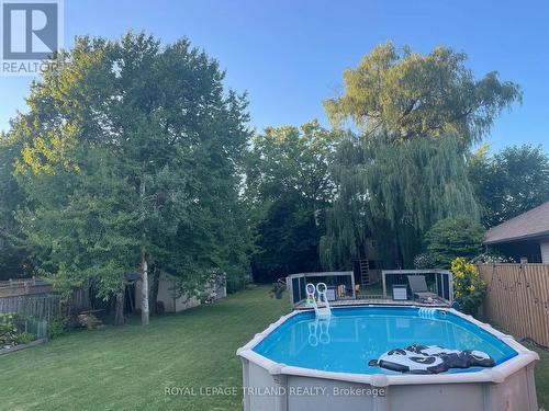 662 Eden Avenue, London South (South R), ON - Outdoor With Above Ground Pool With Backyard