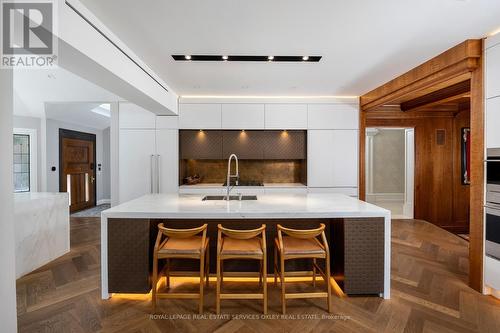 5 Thornwood Road, Toronto, ON - Indoor