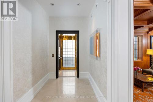 5 Thornwood Road, Toronto, ON - Indoor Photo Showing Other Room