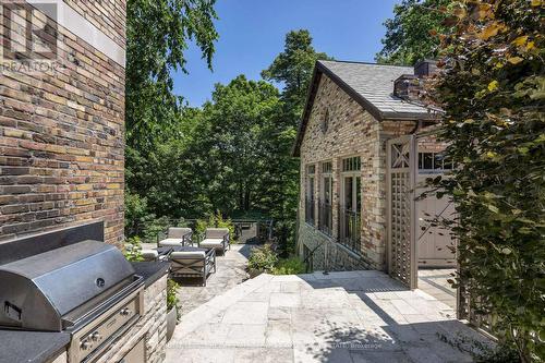 5 Thornwood Road, Toronto, ON - Outdoor