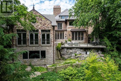 5 Thornwood Road, Toronto, ON - Outdoor