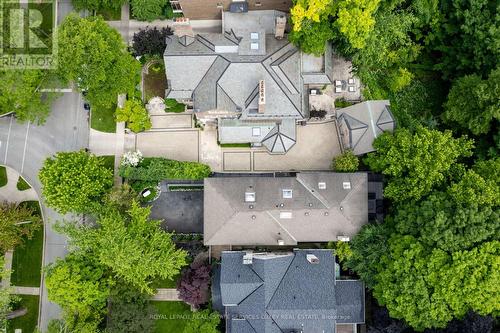 5 Thornwood Road, Toronto, ON - Outdoor