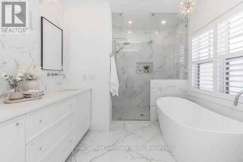 53 Niagara Street, Collingwood, ON - Indoor Photo Showing Bathroom