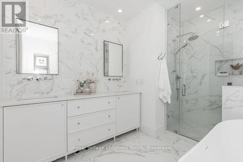 53 Niagara Street, Collingwood, ON - Indoor Photo Showing Bathroom