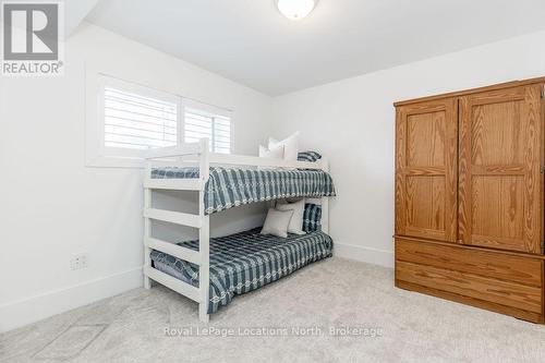 53 Niagara Street, Collingwood, ON - Indoor Photo Showing Bedroom