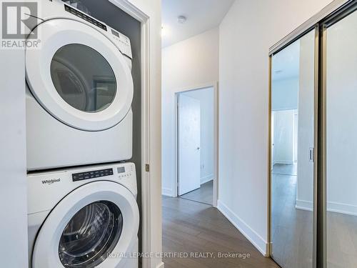 4701 - 20 Shore Breeze Drive, Toronto, ON - Indoor Photo Showing Laundry Room