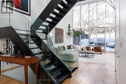 20A Woodlawn Avenue W, Toronto, ON - Indoor Photo Showing Other Room