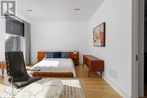 20A Woodlawn Avenue W, Toronto, ON - Indoor Photo Showing Bedroom