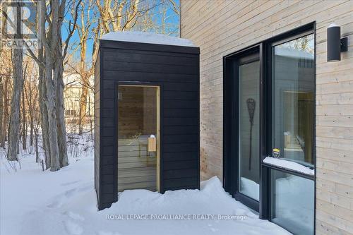 372 Prinyers Cove Crescent, Prince Edward County (North Marysburg Ward), ON - Outdoor With Exterior