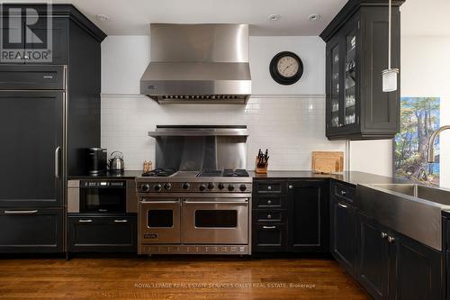 7 Binscarth Road, Toronto, ON - Indoor Photo Showing Kitchen