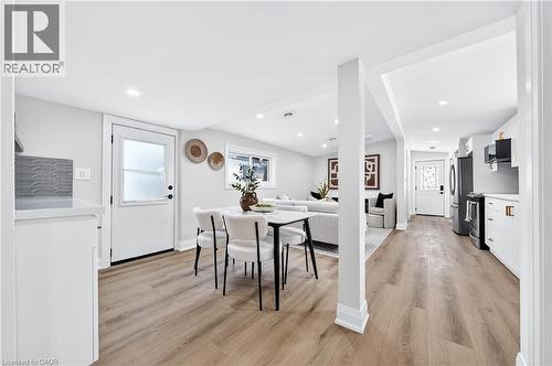 4149 Welland Street, Niagara Falls, ON - Indoor Photo Showing Dining Room