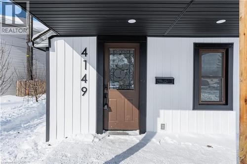 4149 Welland Street, Niagara Falls, ON - Outdoor With Exterior