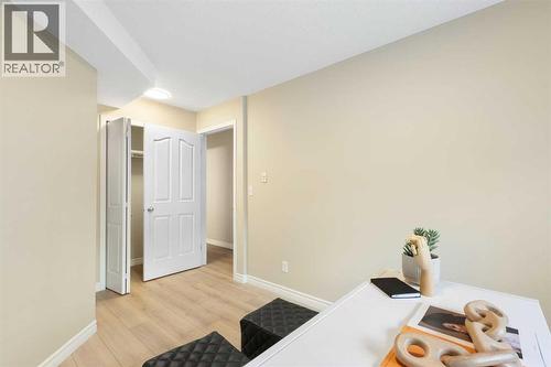 4104, 10 Prestwick Bay Se, Calgary, AB - Indoor