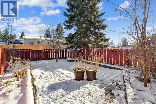 10618 Braeside Drive Sw, Calgary, AB - Outdoor