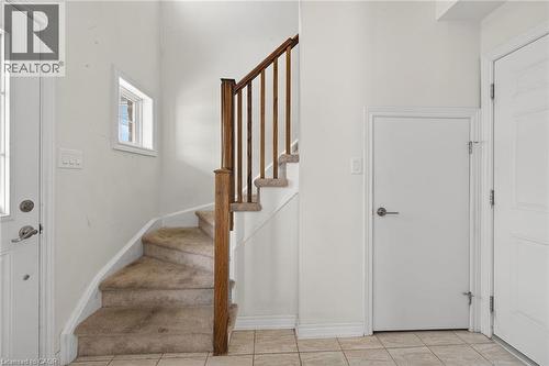 515 Winston Road Unit# 22, Grimsby, ON - Indoor Photo Showing Other Room