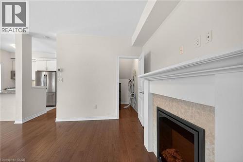 515 Winston Road Unit# 22, Grimsby, ON - Indoor With Fireplace