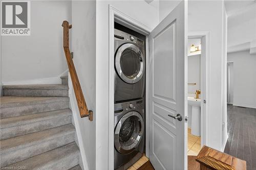 515 Winston Road Unit# 22, Grimsby, ON - Indoor Photo Showing Laundry Room