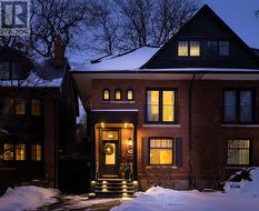 106 HIGHLAND AVENUE  Toronto, ON M4W 2A6