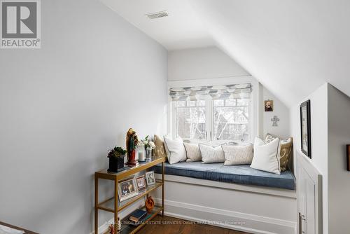 106 Highland Avenue, Toronto, ON - Indoor Photo Showing Bedroom