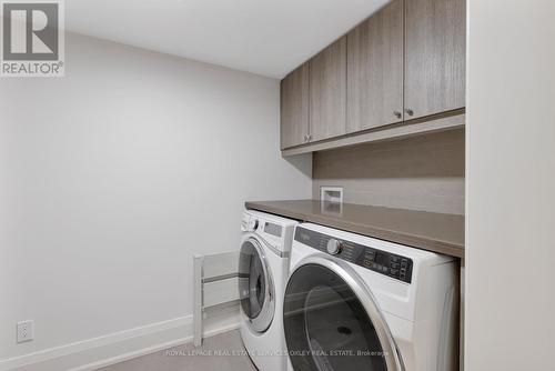 106 Highland Avenue, Toronto, ON - Indoor Photo Showing Laundry Room