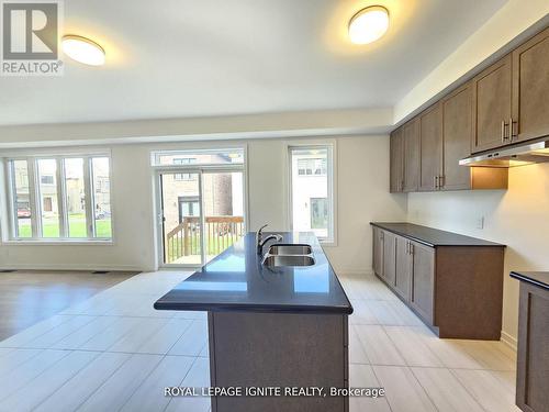 1848 Lotus Blossom Road, Pickering, ON - Indoor Photo Showing Kitchen With Double Sink