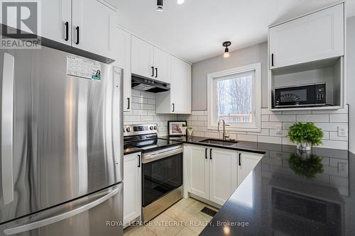 Kitchen - 5 - 5 Le Baron Drive, Russell, ON - Indoor Photo Showing Kitchen With Upgraded Kitchen