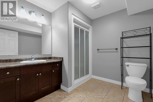 18 Fox Den Drive, Brighton, ON - Indoor Photo Showing Bathroom