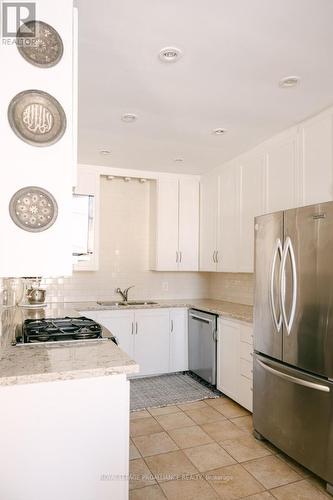 374 Bloomfield Main Street, Prince Edward County (Bloomfield Ward), ON - Indoor Photo Showing Kitchen