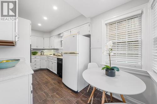 10 Heather Road, Toronto, ON - Indoor