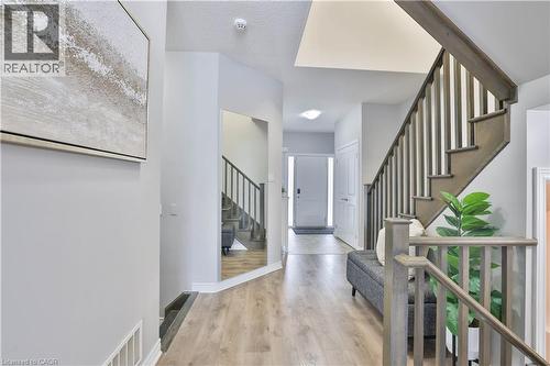 15 Cutts Crescent, Hamilton, ON - Indoor Photo Showing Other Room