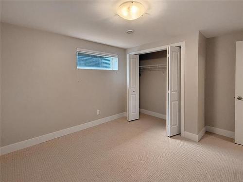 12 Augusta Crescent, Brandon, MB - Indoor