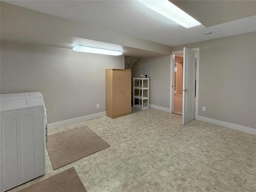 12 Augusta Crescent, Brandon, MB - Indoor
