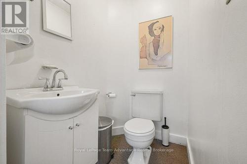 Upstairs 2pc Bathroom - 54 James Street, Parry Sound, ON 