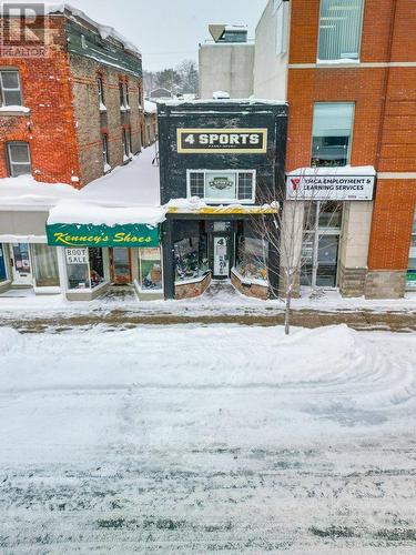 54 James Street, Parry Sound, ON 