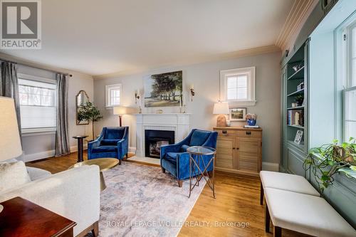 8 Lowrey Avenue S, Cambridge, ON - Indoor Photo Showing Living Room With Fireplace